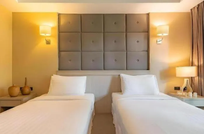 Oun Hotel 3*